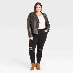 ⭐️ Universal Thread Black Distressed Skinny Jeans Size 10/30S